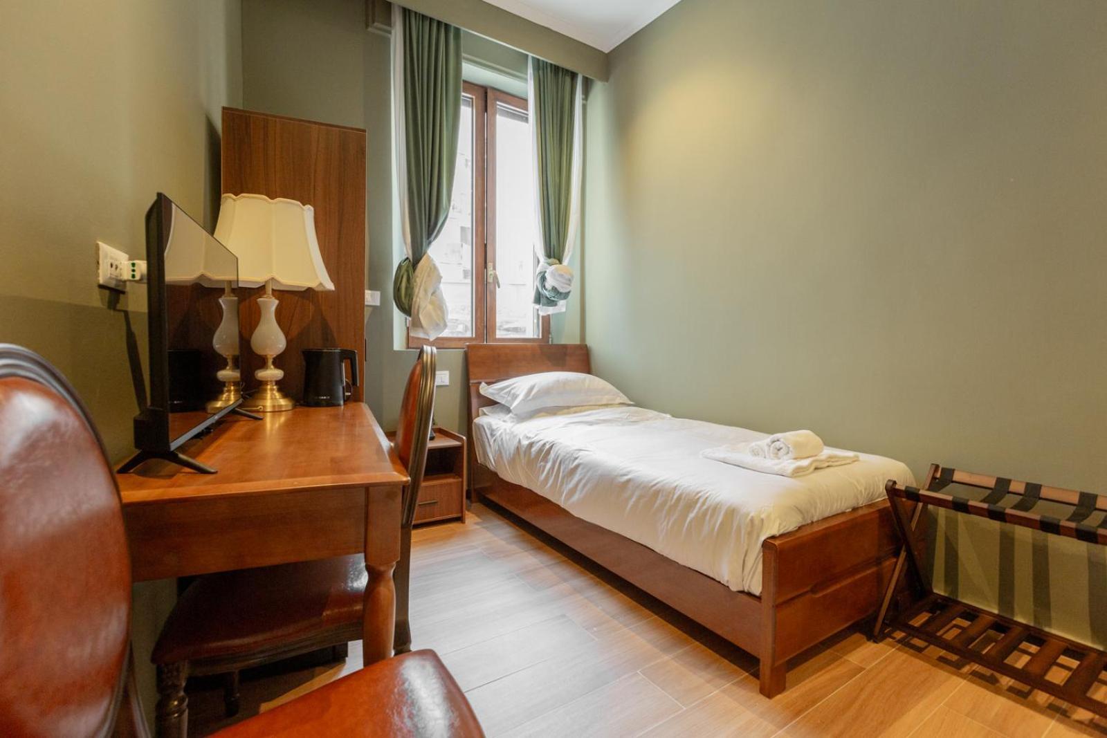 Modi Hotel Ливорно Экстерьер фото