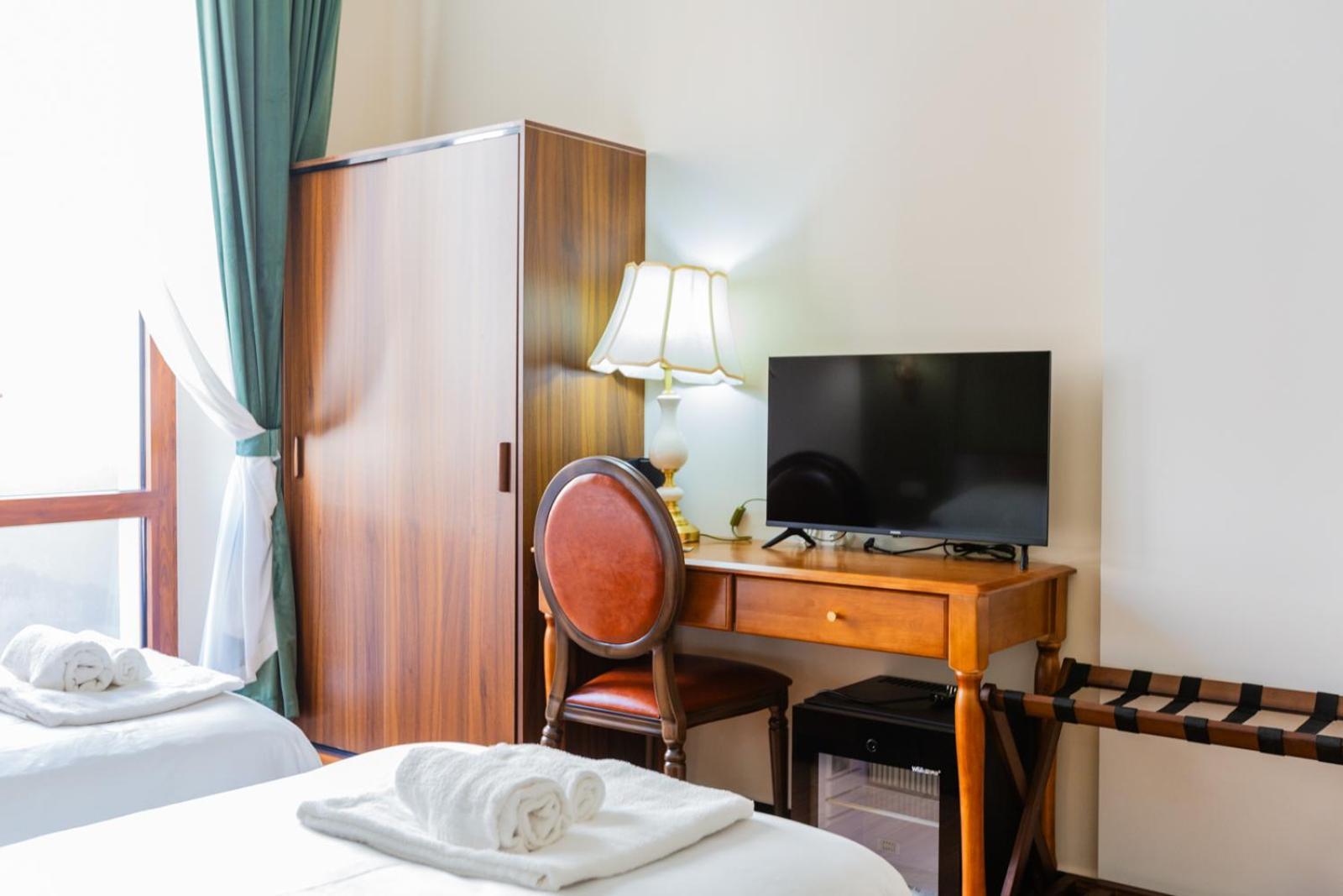 Modi Hotel Ливорно Экстерьер фото