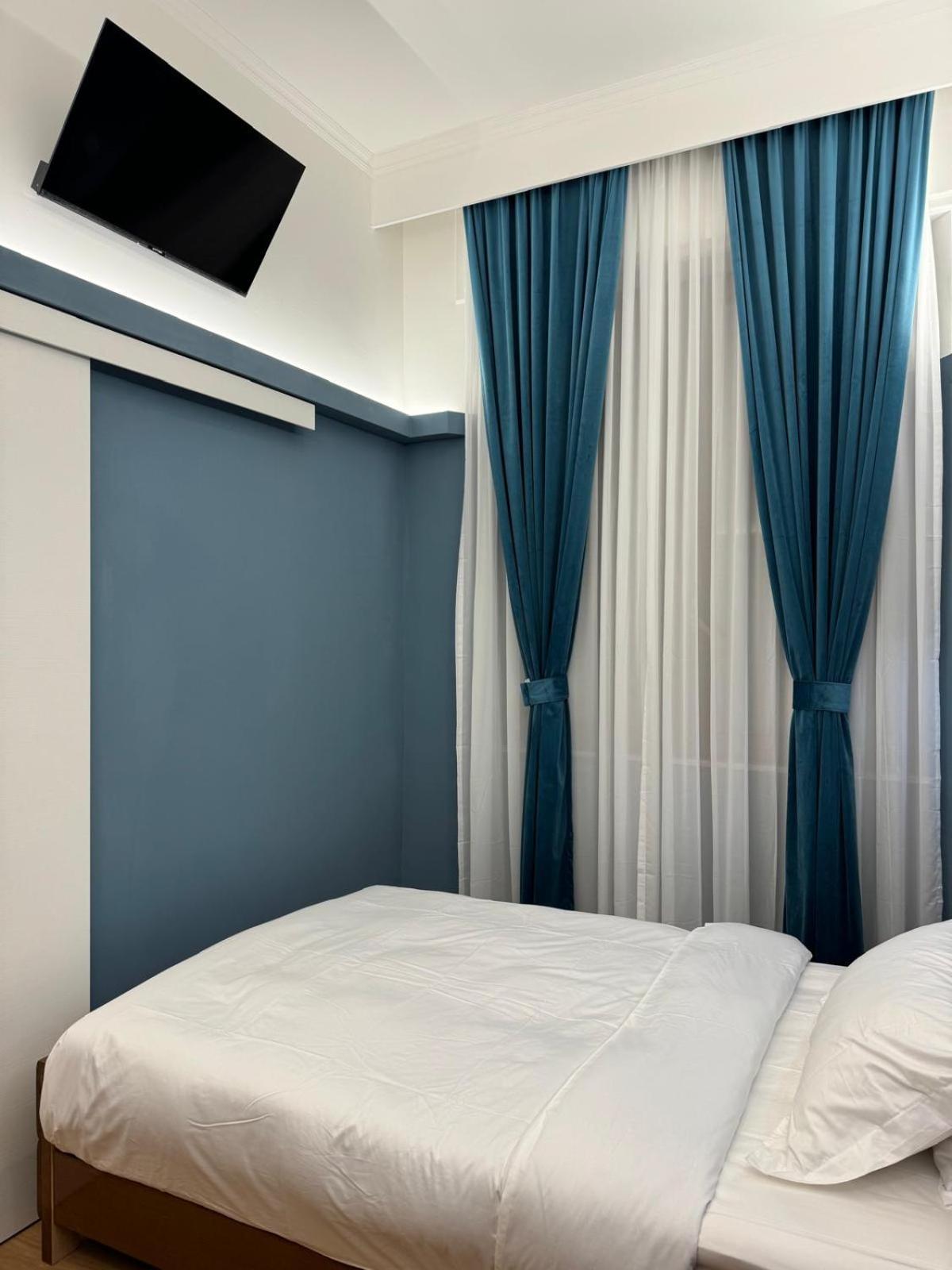 Modi Hotel Ливорно Экстерьер фото